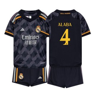 Real Madrid Udebanetrøje 23/24 Børn Kortærmet + korte bukser ALABA 4